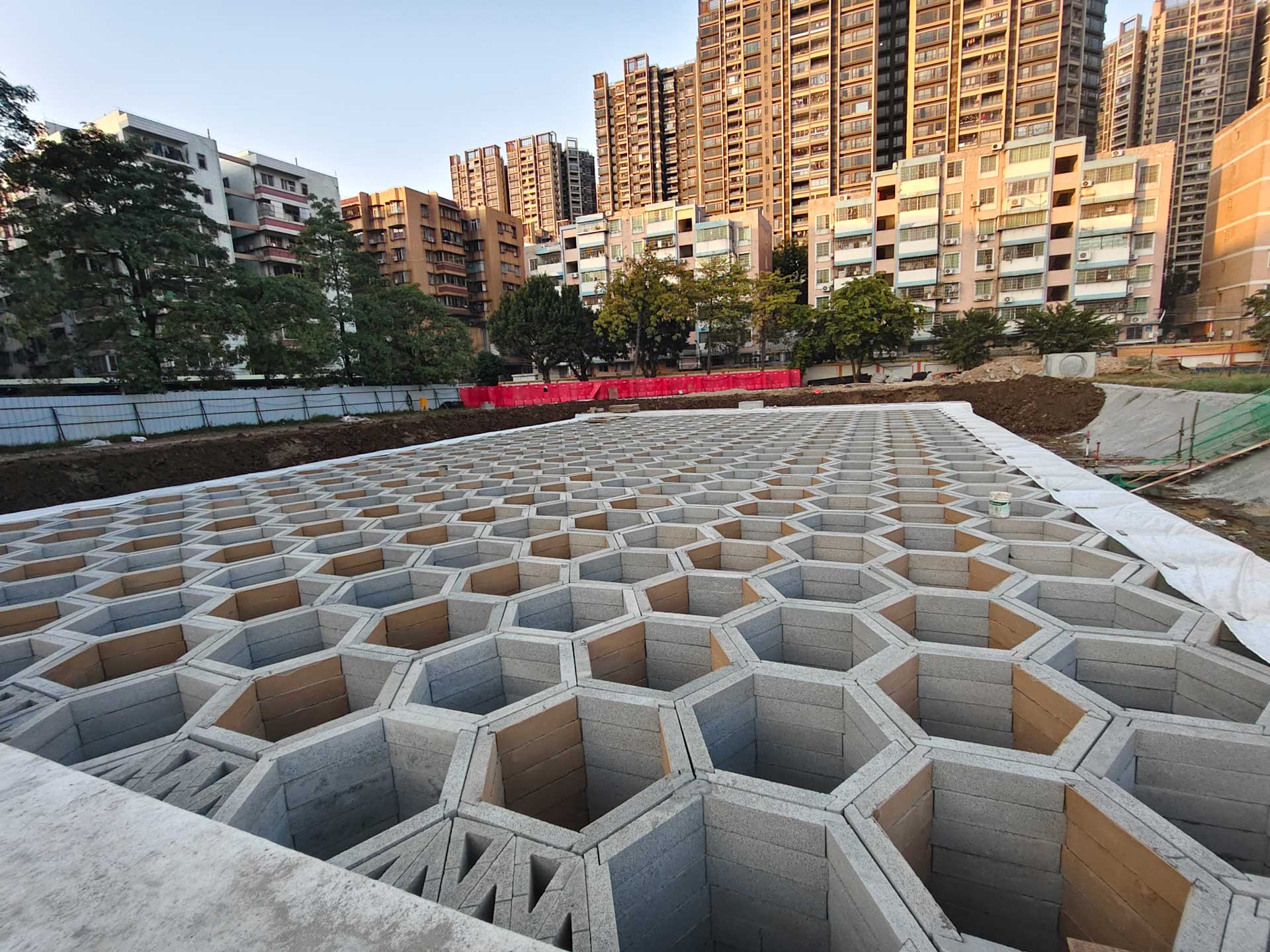 硅砂雨水收集池施工现场照片