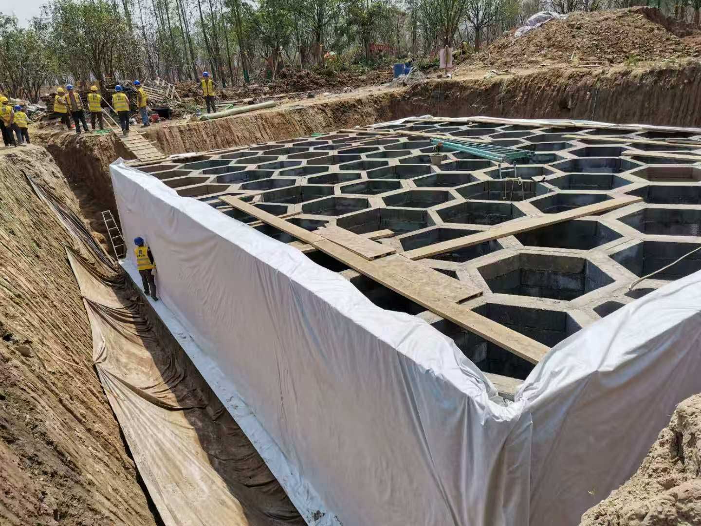 硅砂雨水收集池图片