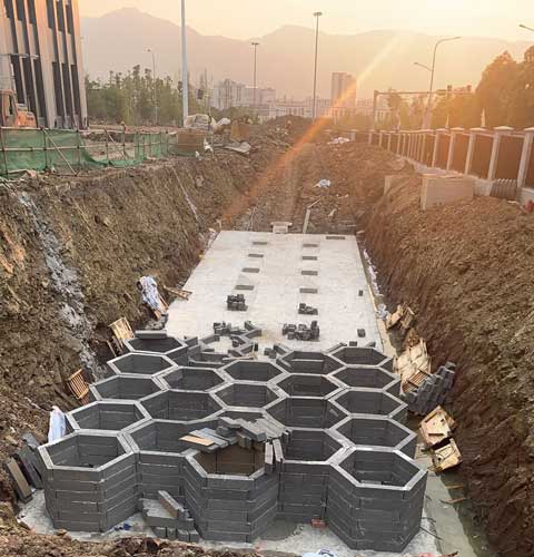 硅砂雨水收集池施工现场照片